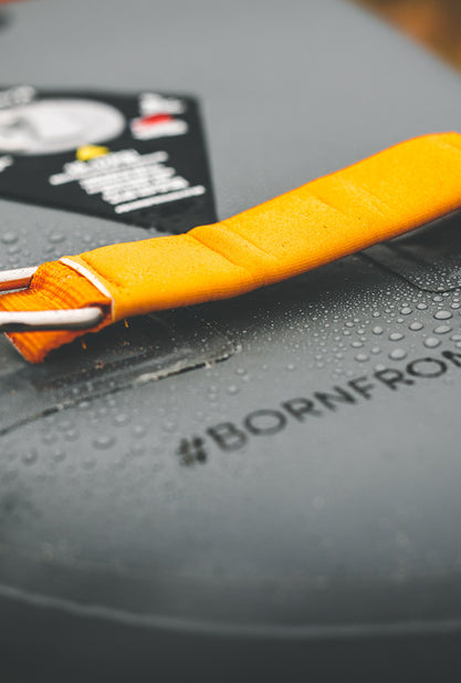 Paquete de tabla de remo inflable Hurley Advantage Black Tiger de 10 pies