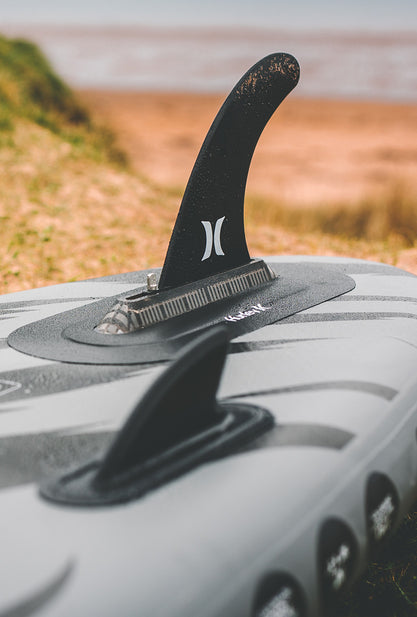 Paquete de tabla de remo inflable Hurley Advantage Black Tiger de 10 pies