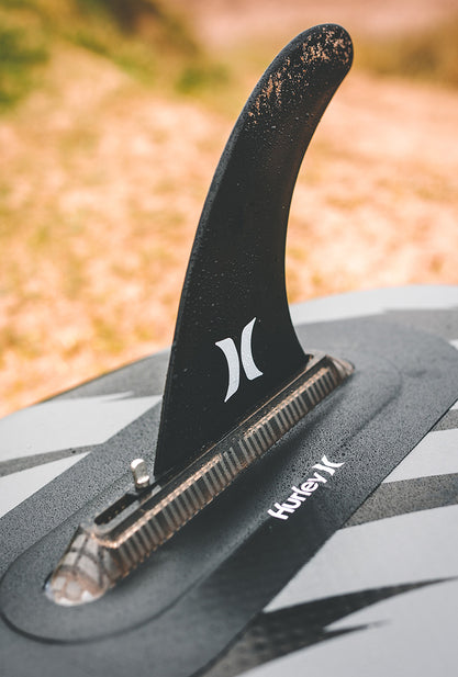 Paquete de tabla de remo inflable Hurley Advantage Black Tiger de 10 pies